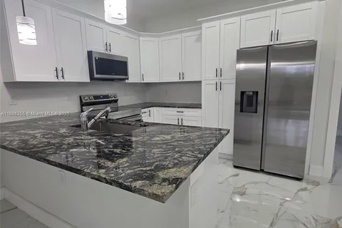 1145 SW ANTONIO ST E, Lehigh Acres FL 33974-3408