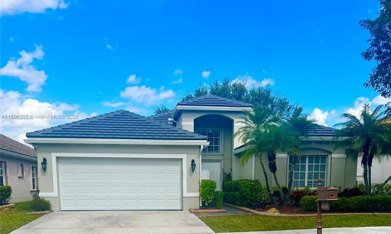 460 Cameron Dr, Weston FL 33326