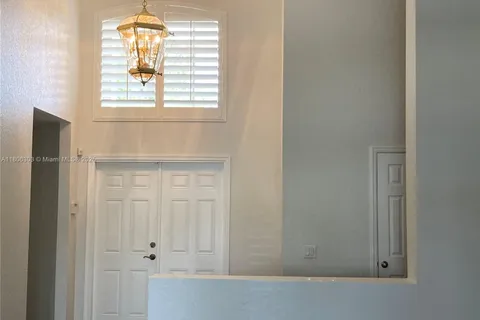 460 Cameron Dr, Weston FL 33326