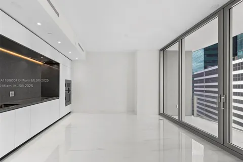 300 Biscayne Blvd Way # 1908W, Miami FL 33131