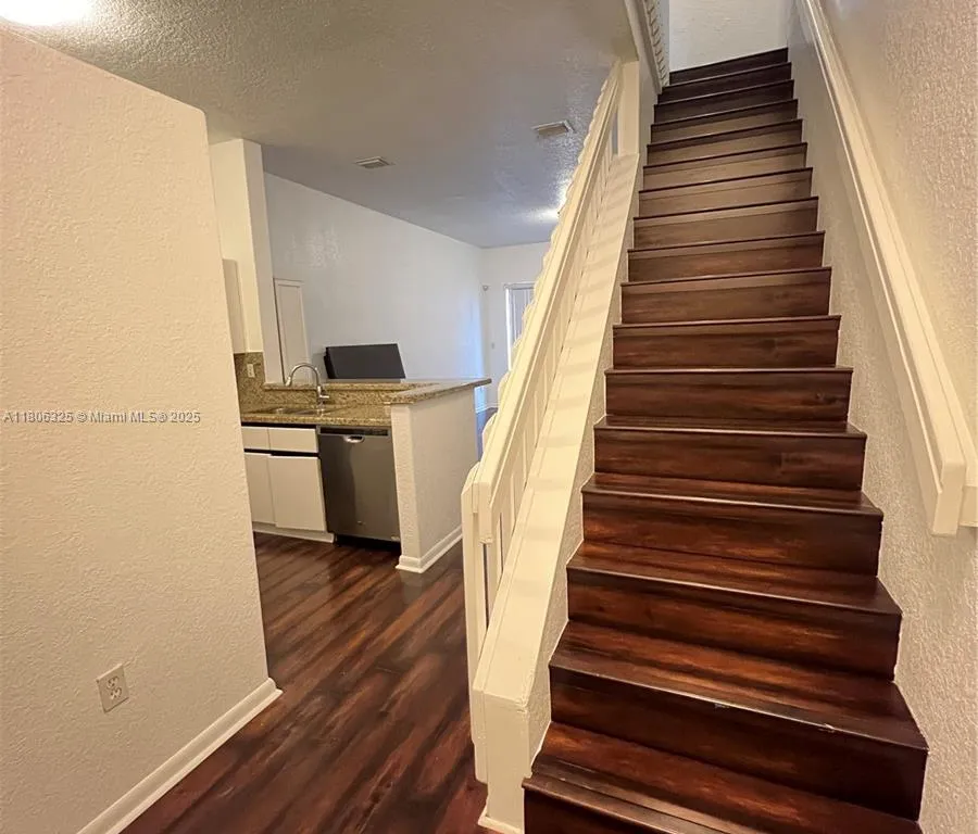 20820 San Simeon Way # G, Miami FL 33179