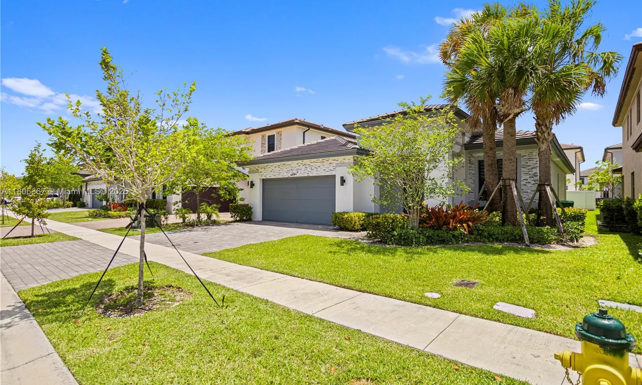 4407 SW 175th Ave, Miramar FL 33029