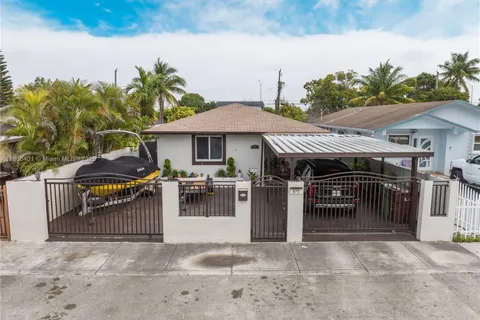 875 E 29th St # 1, Hialeah FL 33013