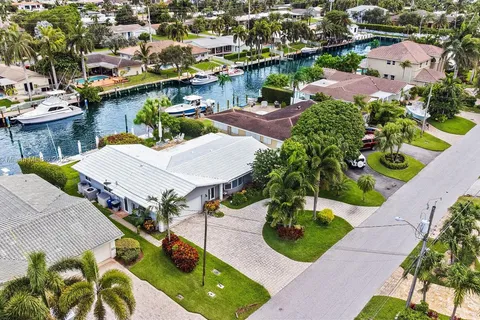 2770 NE 8th Ct, Pompano Beach FL 33062
