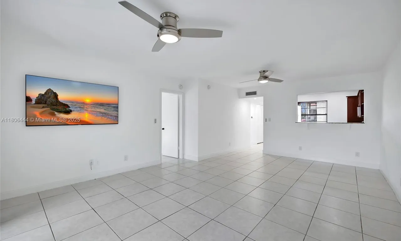 126 S Cypress Rd # 729, Pompano Beach FL 33060