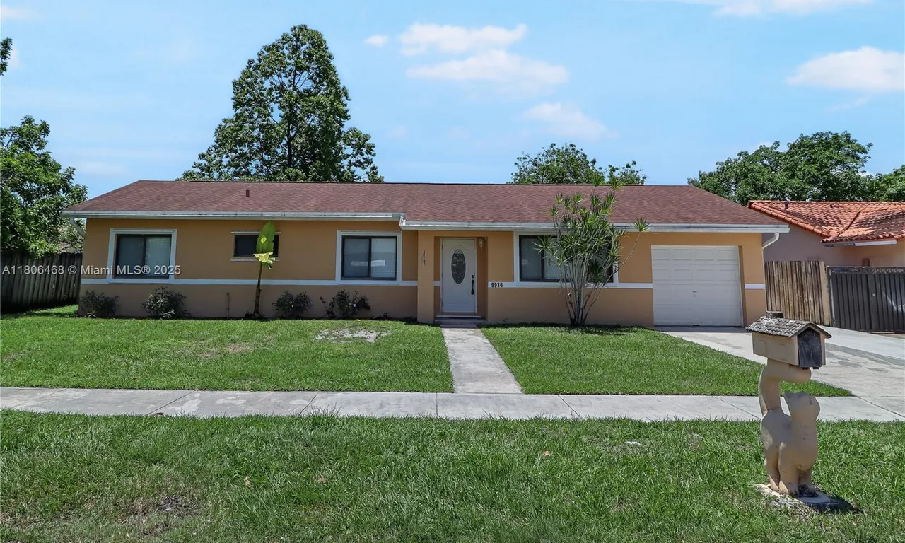 9936 SW 155th St, Miami FL 33157