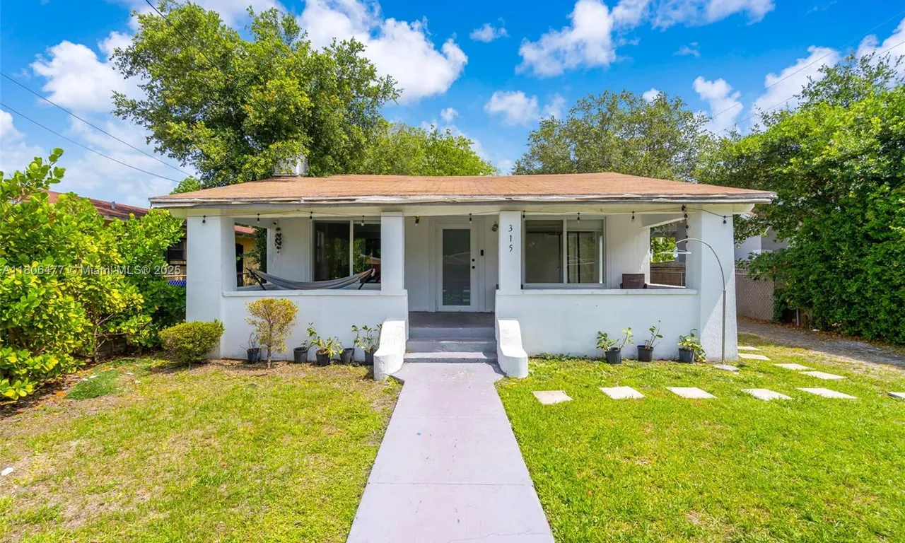 315 NW 50th St # 0, Miami FL 33127