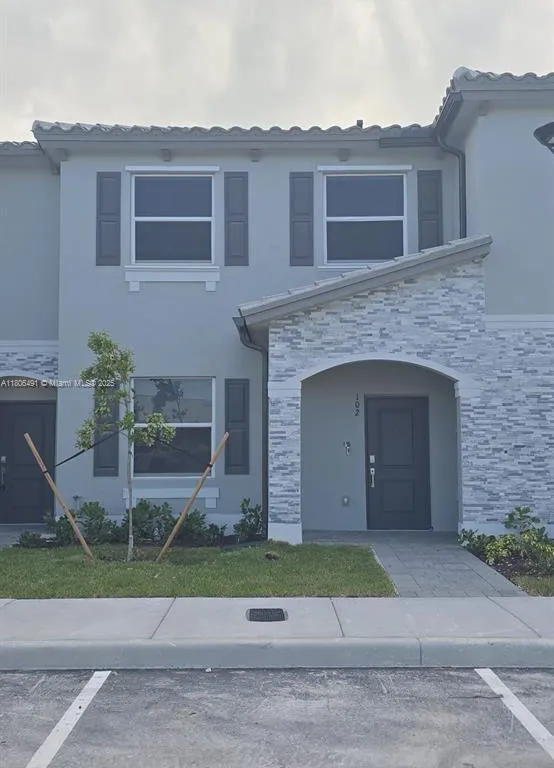102 SE 11 COURT, Florida City FL 33034