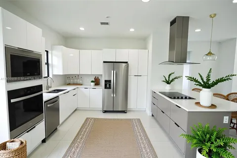 998 BUCKNELL LN, Other City - In The State Of Florida FL 33935