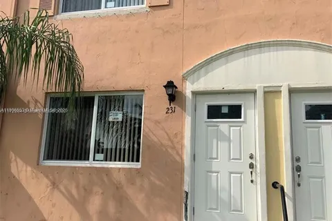 231 NW 84th Ter # 231, Miami FL 33150