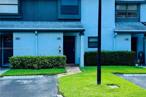 4923 NW 82nd Ave # 802, Lauderhill FL 33351