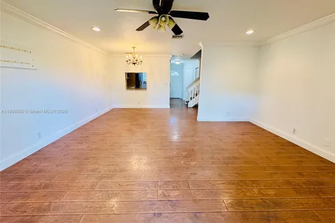 4923 NW 82nd Ave # 802, Lauderhill FL 33351