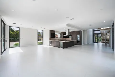 1351 Stillwater Dr, Miami Beach FL 33141