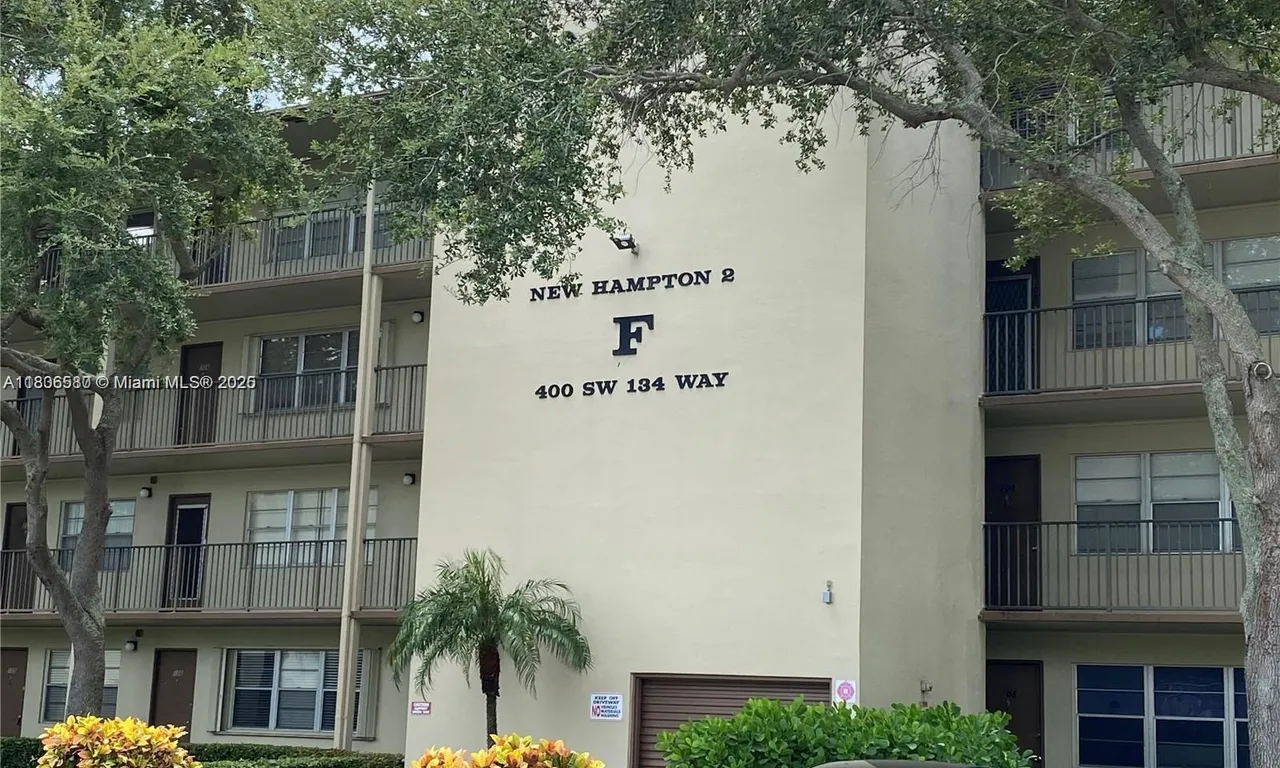 400 SW 134th Way # 413F, Pembroke Pines FL 33027