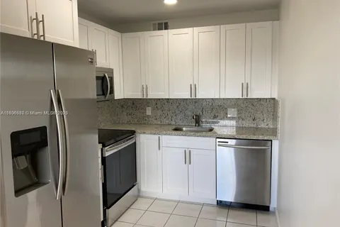 400 SW 134th Way # 413F, Pembroke Pines FL 33027