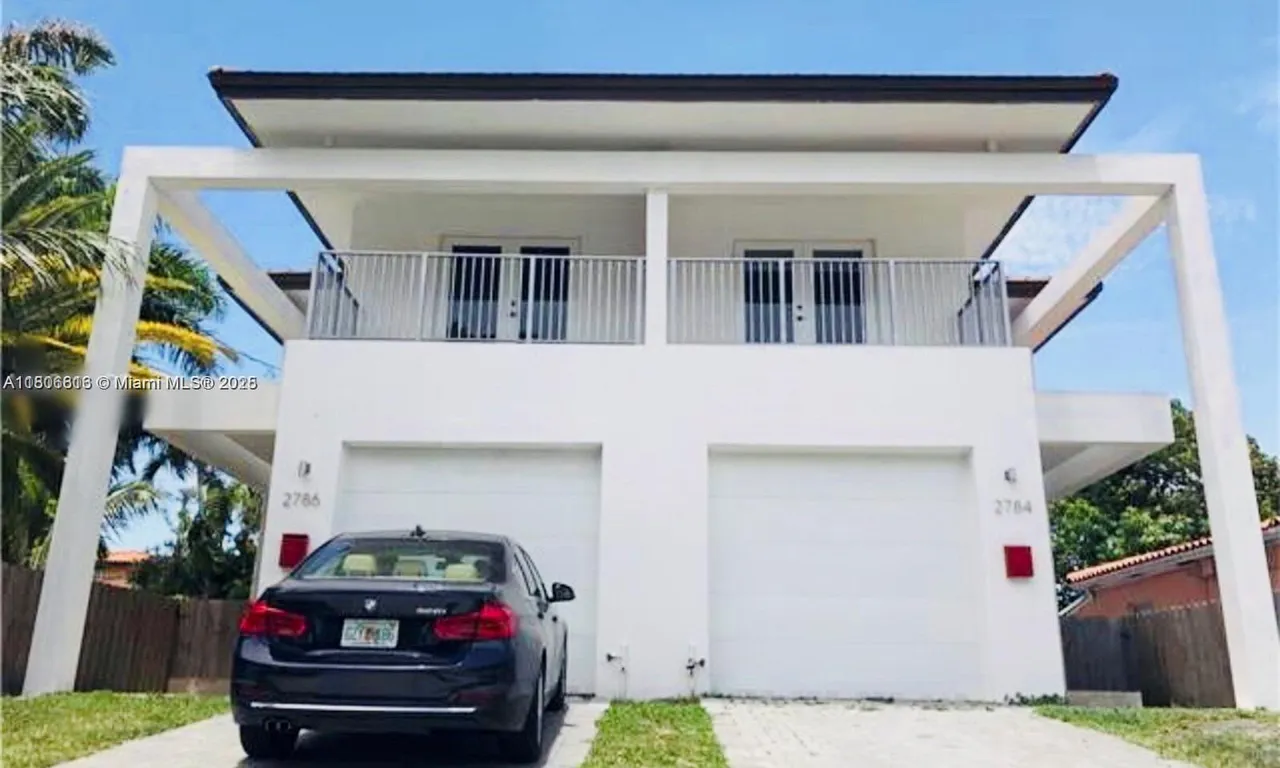 2784 SW 34th Ave, Miami FL 33133
