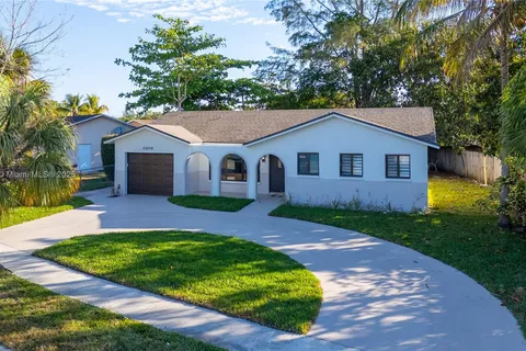 22274 SW 61st Ave, Boca Raton FL 33428