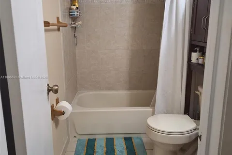 2701 Riverside Dr # B, Coral Springs FL 33065