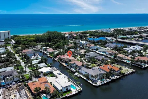 1011 Rhodes Villa Ave, Delray Beach FL 33483