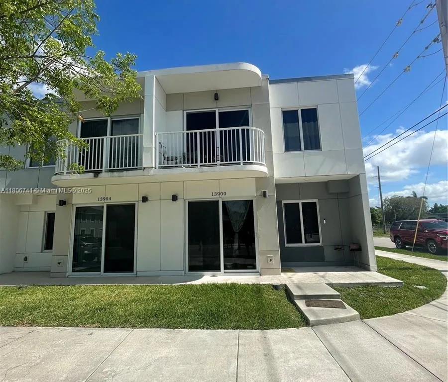 13900 SW 259th Way, Homestead FL 33032