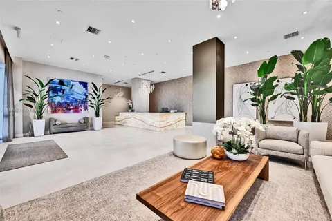3640 Yacht Club Dr # 502, Aventura FL 33180