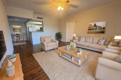 201 SW 116th Ave # 22106, Pembroke Pines FL 33025