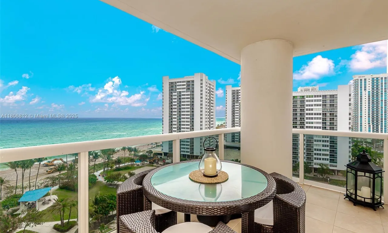 1850 S Ocean Dr # 1105, Hallandale Beach FL 33009