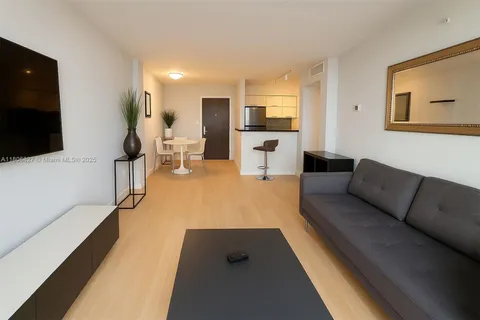 1500 Bay Rd # 718S, Miami Beach FL 33139