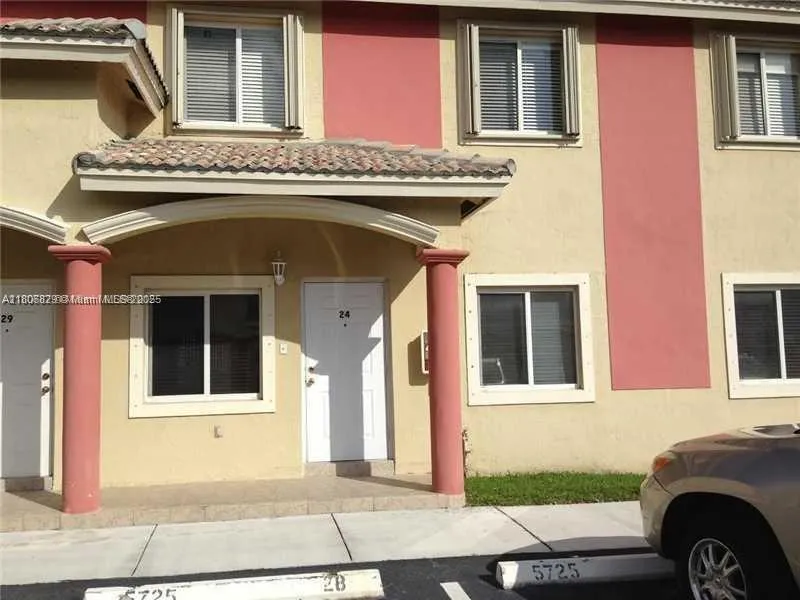 5725 NW 109th Ave # 24, Doral FL 33178