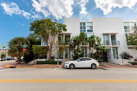 600 76th St # 102, Miami Beach FL 33141