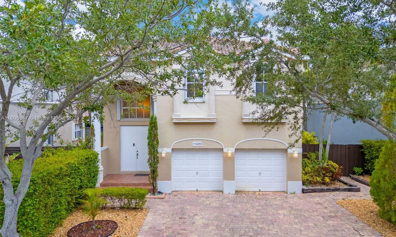 11229 NW 47th Ln, Doral FL 33178