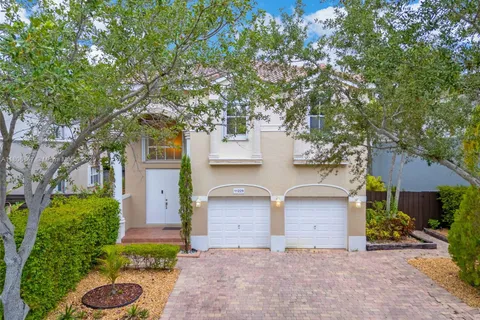 11229 NW 47th Ln, Doral FL 33178