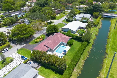 14270 SW 74th Ct, Palmetto Bay FL 33158