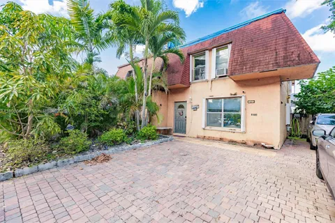 5514 SW 44th Ter, Dania Beach FL 33314