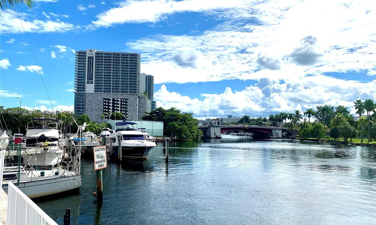 1720 NW N River Dr # 307, Miami FL 33125