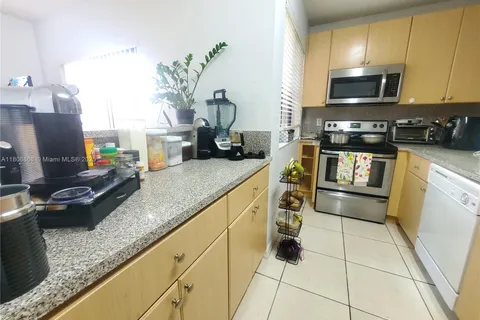 22631 SW 88th Pl # 18, Cutler Bay FL 33190