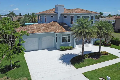 1070 1070 DANA CT, Marco Island FL 34145