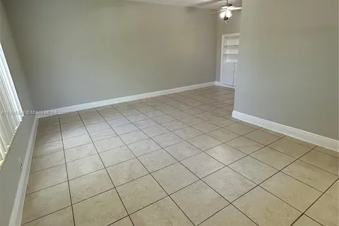 1412 NE 12th St # 1412, Fort Lauderdale FL 33304