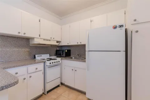 1300 Salzedo St # 4, Coral Gables FL 33134