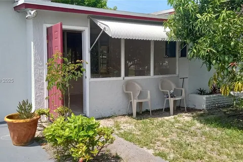 3161 NW 5th St, Lauderhill FL 33311