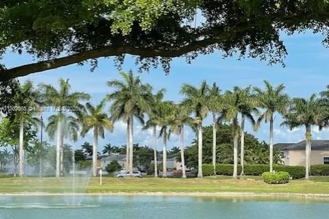 2929 SE 2nd St # 9, Homestead FL 33033