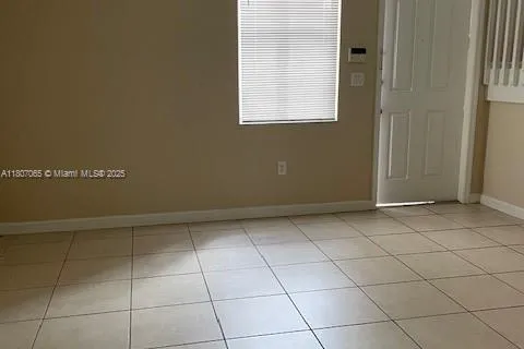 2929 SE 2nd St # 9, Homestead FL 33033
