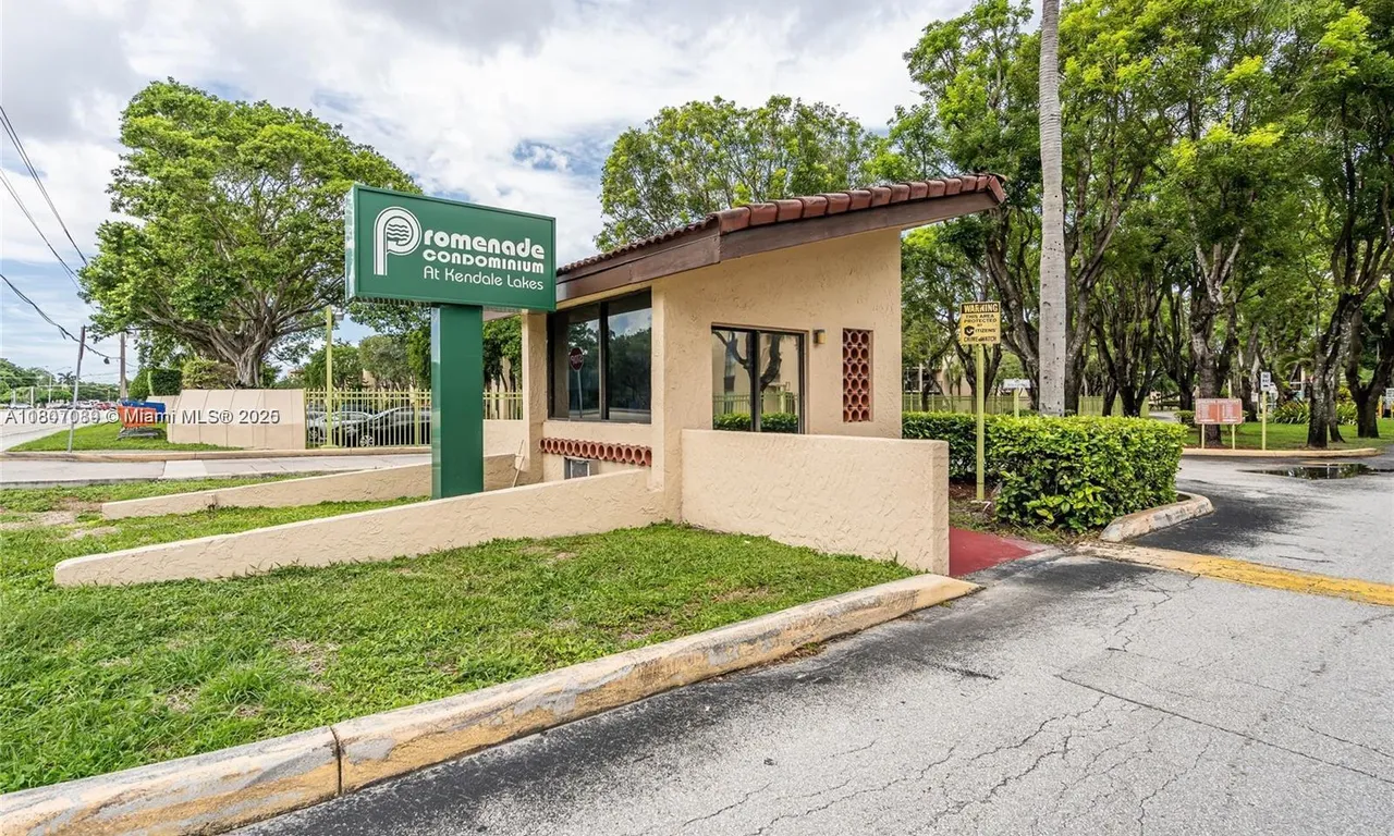 14301 N Kendall Dr # 208B, Miami FL 33186