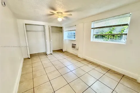 2306 NW Flagler Ter # 2, Miami FL 33125
