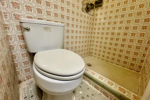2306 NW Flagler Ter # 2, Miami FL 33125