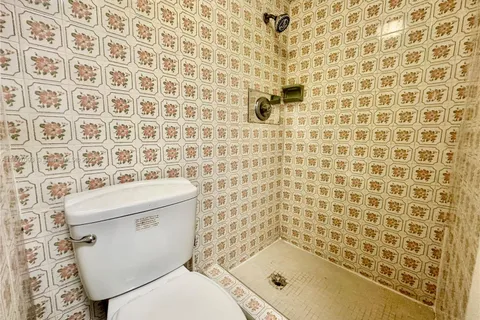 2306 NW Flagler Ter # 2, Miami FL 33125