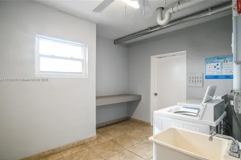 1425 Atlantic Shores Blvd # 204, Hallandale Beach FL 33009