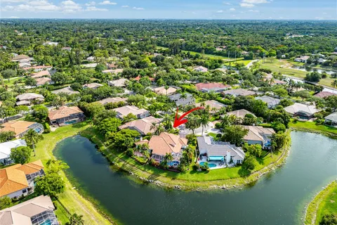 7056 NW 67th Ter, Parkland FL 33067