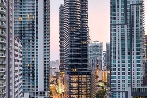 1000 Brickell Plz # 2705, Miami FL 33131