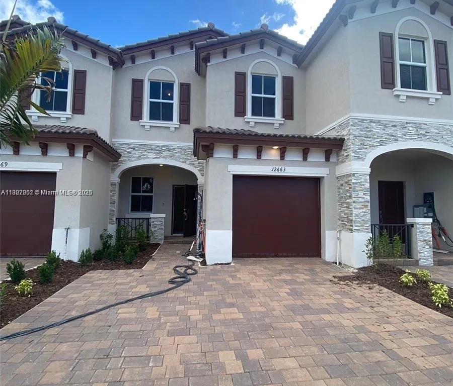 12865 NW 24th Ave # 12865, Miami FL 33167